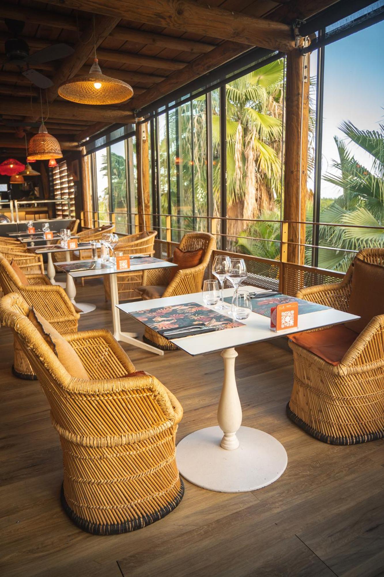 Hotel Dina Morgabine Saint Gilles Zewnętrze zdjęcie